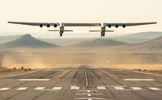 Космос. Stratolaunch Systems закрывается - Reuters