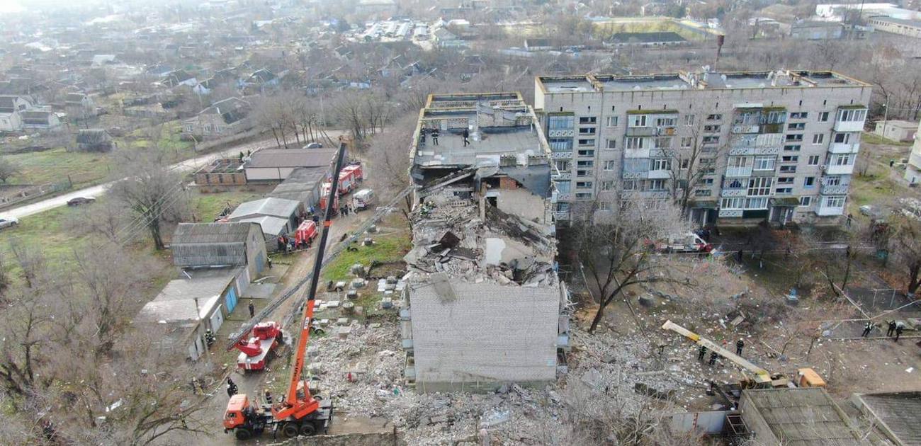 Взрыв в доме в Новой Одессе. Погибла женщина, спасатели продолжают  разбирать завалы: видео | Новости Украины | LIGA.net