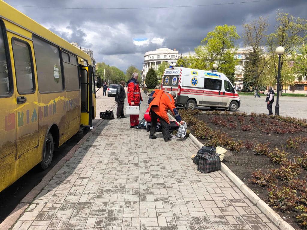 Автобус эвакуации (Фото - Facebook Сергій Гайдай) 