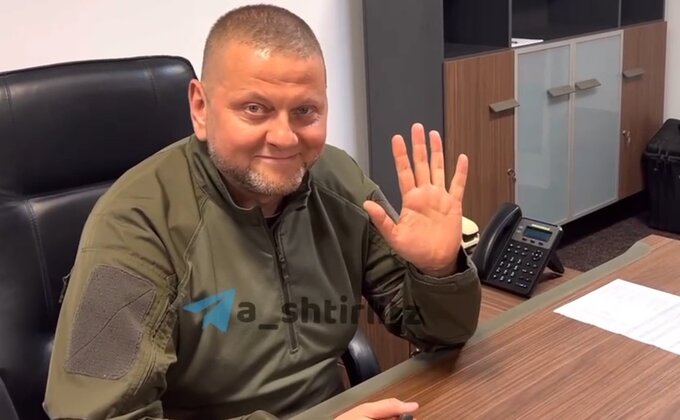 Із Залужним все гаразд, він передає всім привіт. Ось відео 25 травня