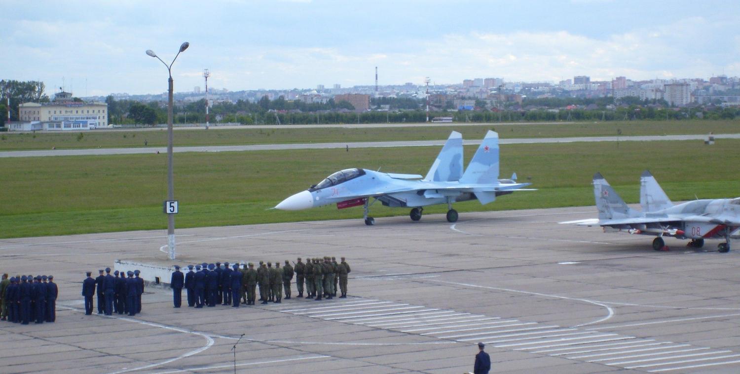 Последствия атаки на аэродром Халино — убиты командиры 14 авиаполка им.  Жданова | Новости Украины | LIGA.net