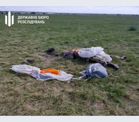 Курсант Одесской военной академии погиб во время прыжка с парашютом, ГБР расследует – фото
