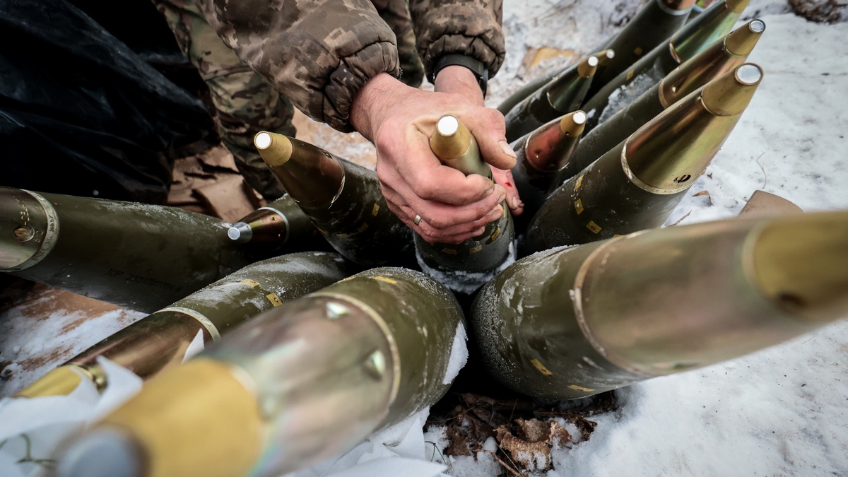 Росія виробляє снаряди втричі швидше і в чотири рази дешевше, ніж Захід