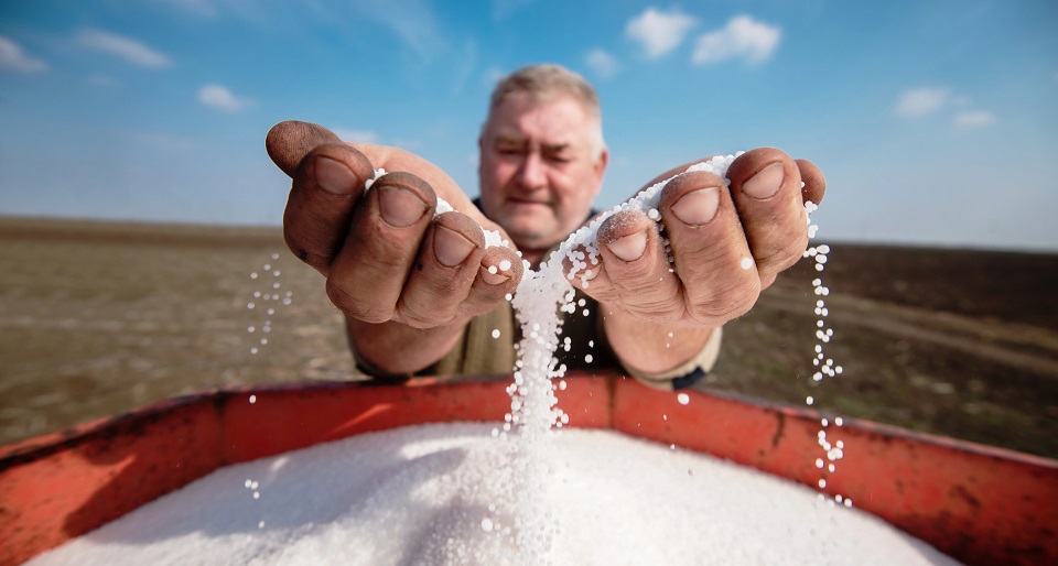 ЕС сделал еще один шаг к введению пошлин на агропродукцию и удобрения из РФ и Беларуси